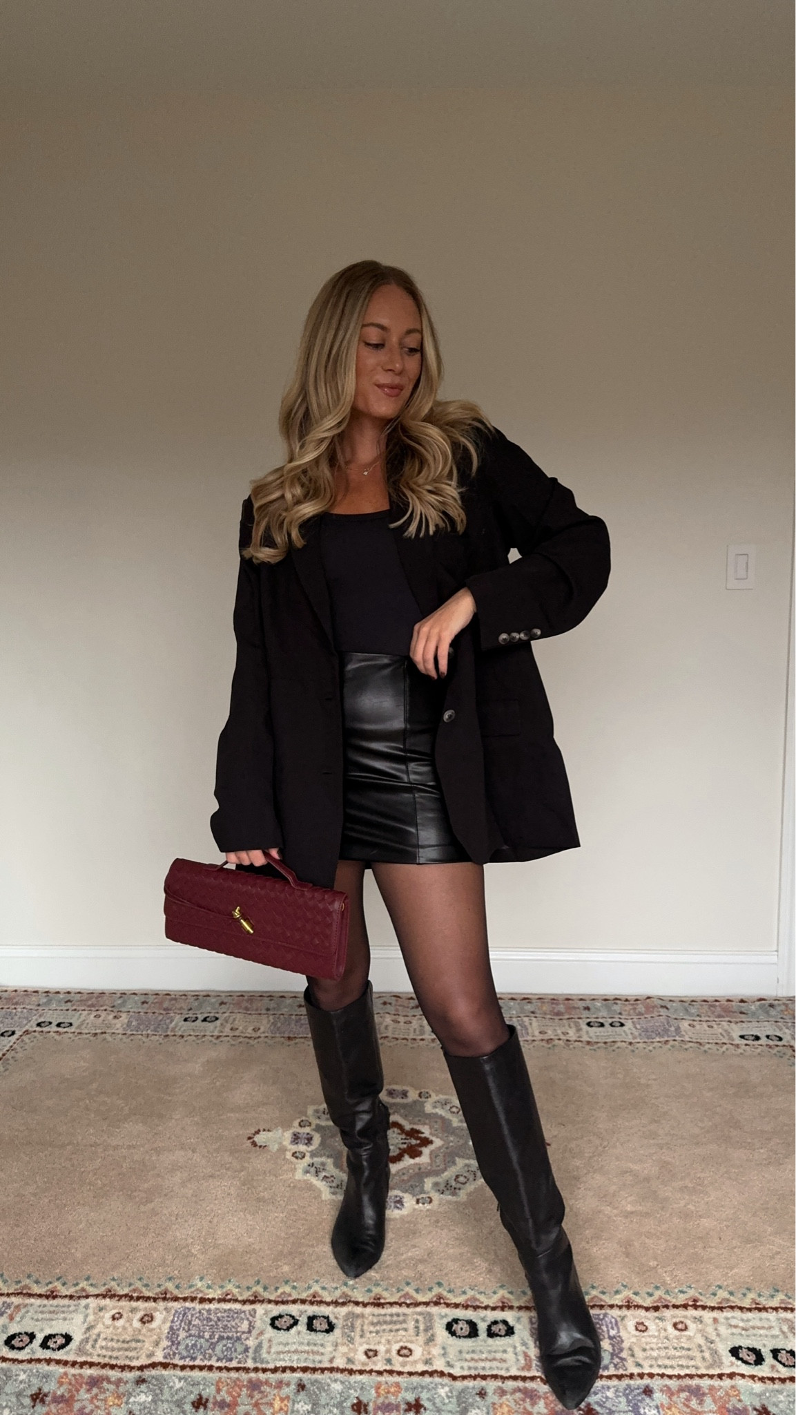 Love this chic elevated fit for date night 💫 wearing large in blazer for oversized fit

All black outfit, trendy bag, it boot, Amazon find, monochromatic outfit, date night, girls night 

#LTKStyleTip #LTKItBag #LTKShoeCrush