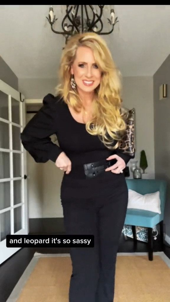 One cute jumpsuit can be styled so many ways! Perfect for minimal packing but maximum style on trips! Click below to shop the looks! 

#LTKstyletip #LTKcurves #LTKtravel