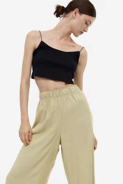 Crop Pull-on Pants | H&M (US + CA)