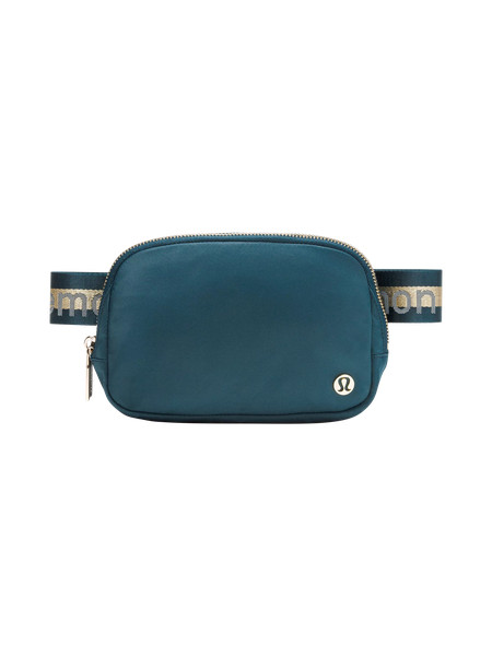Everywhere Belt Bag 1L | Lululemon (US)