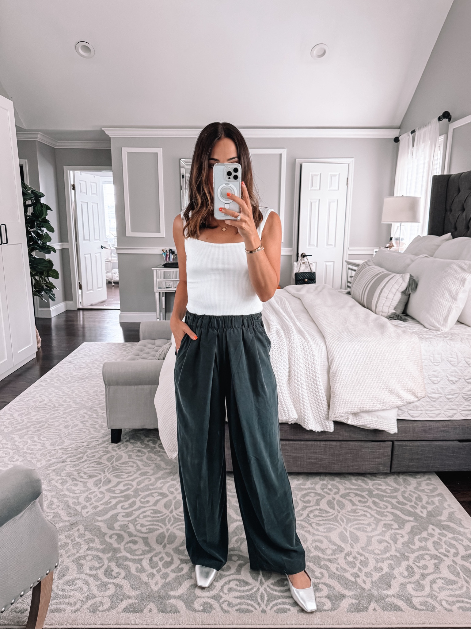 These pants shocked me when I found them in store. They didn’t look like much online but so gorgeous in person. Pull on elastic waist trouser pants. I sized down to xs 

#LTKxNSale #LTKFindsUnder100 #LTKSaleAlert