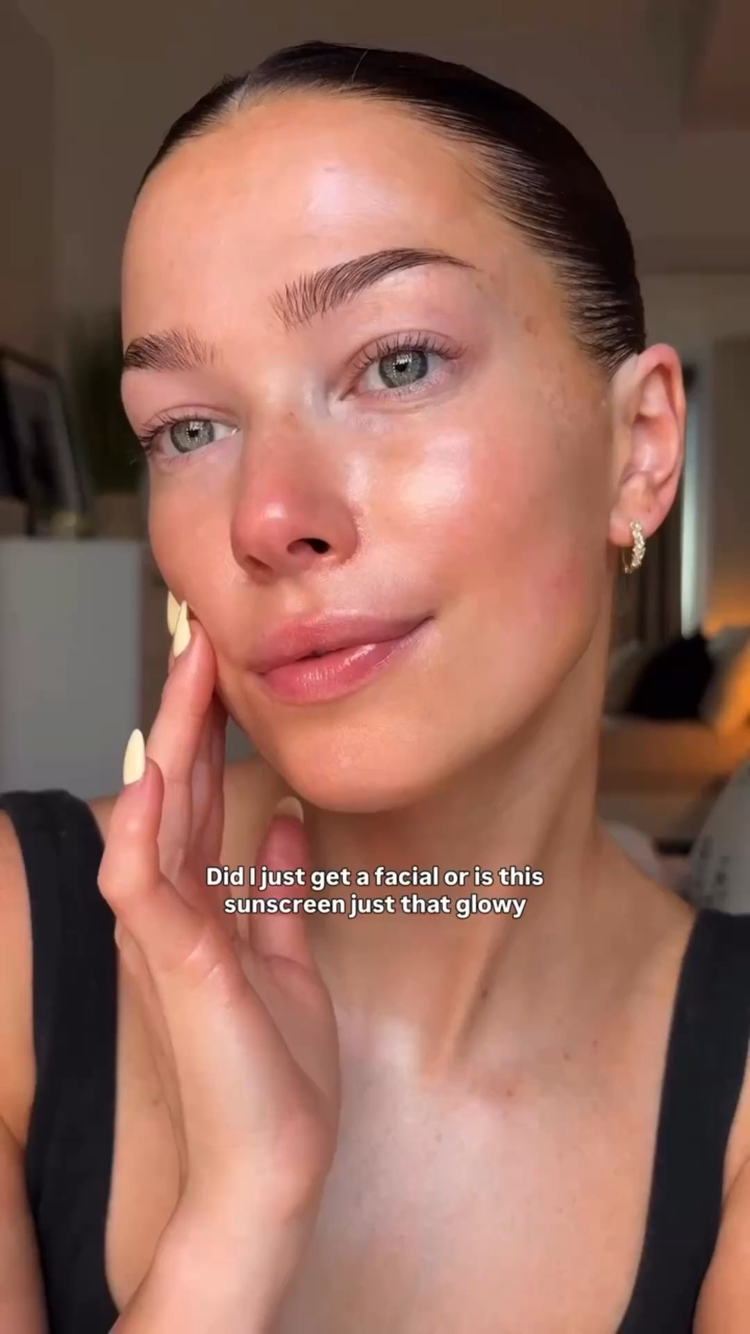The amount of compliments this SPF has gotten me 👀 @garniercan Vitamin C SPF50 has been making my skin look sooo glassy and fresh! Both the glow & invisble formulas melts in like a serum on its own and layers SO nicely under makeup 🥰

#sunscreen #tintedsunscreen #spf50 

glowy sunscreen, Garnier Vitamin C SPF50, glass skin sunscreen, dewy SPF, lightweight sunscreen, sunscreen under makeup, radiant skin, serum sunscreen, no white cast SPF, glowy skincare, viral sunscreen, drugstore sunscreen