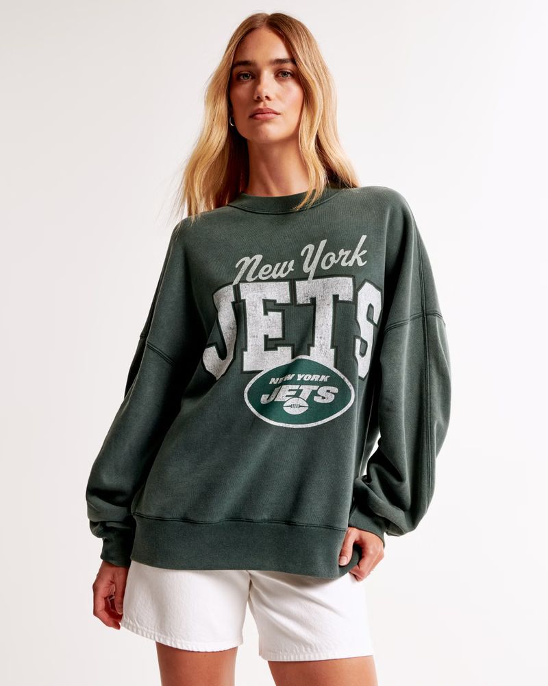 Women's New York Jets Graphic Oversized Sunday Crew | Women's Tops | Abercrombie.com | Abercrombie & Fitch (US)