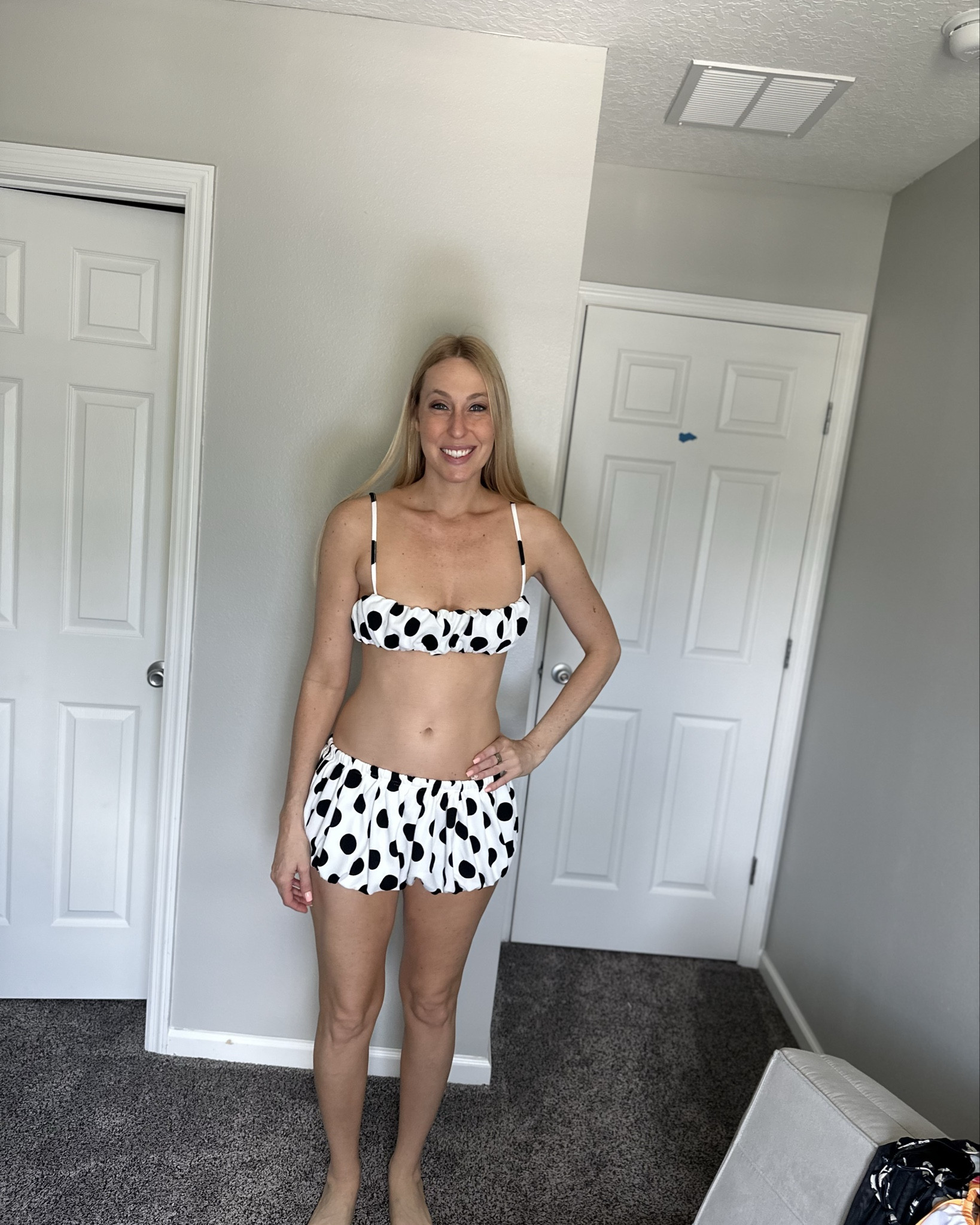 Puffy polka dot bikini set 
🖤a different but really cute swimsuit style 
🖤 I love the large dots on it 
🖤fits true to size, wearing size small and I am 5’10”
🖤 Amazon fashion find under $50

#LTKTall #LTKSwim