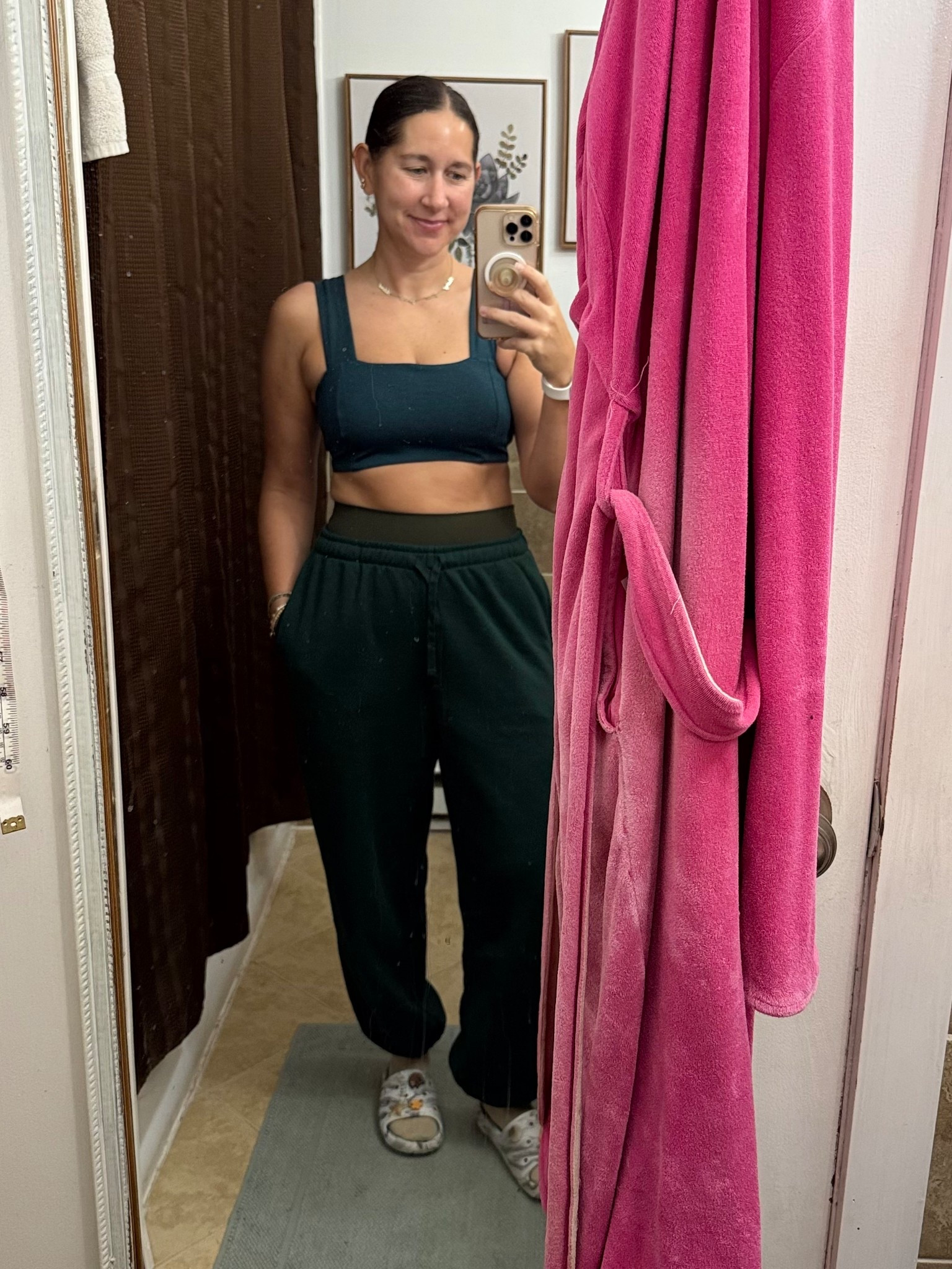 Pre-workout selfie.  Still need to put on my sneaks!

#LTKActive #LTKOver40 #LTKmorningroutine