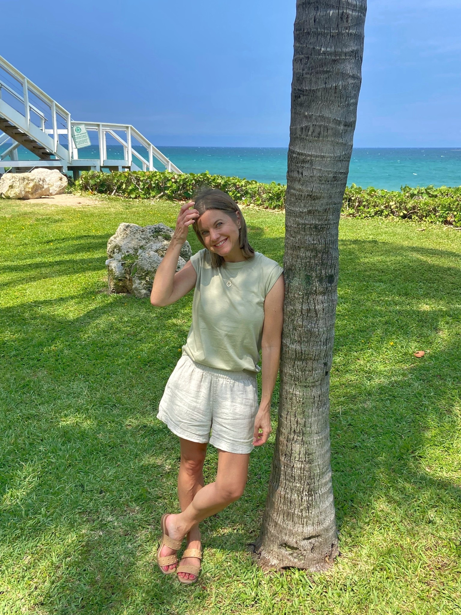 Old Navy linen shorts
Target extended shoulder tee
Summer outfit
Natural fibers
#softautumn

#LTKOver40 #LTKSeasonal #LTKFindsUnder50