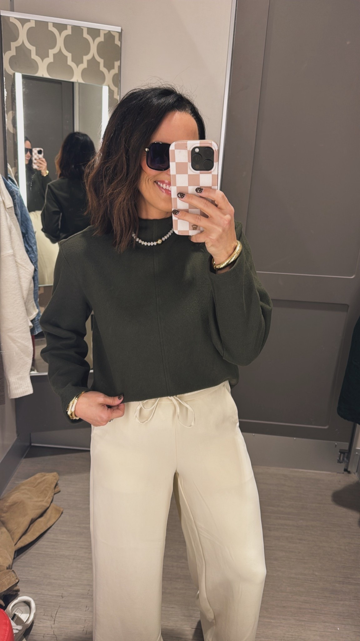 Mockneck top styled with pull on pants. Stylish and effortlessly put together look 🤍

Fall fashion, elevated casual, casual look, travel look, Target style, VintagePickin



#LTKFindsUnder50 #LTKStyleTip #LTKootd