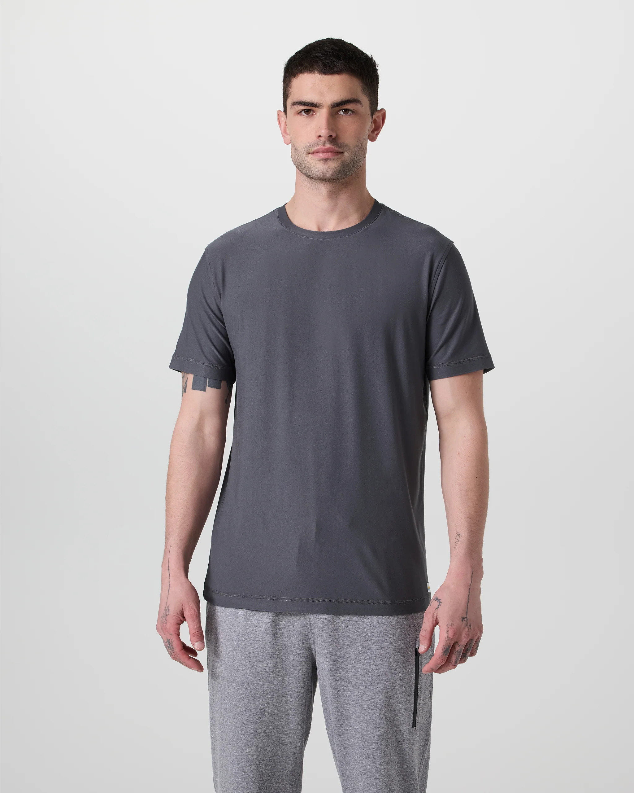 Strato Tech Tee | Men's Moonlight Workout Shirt | Vuori | Vuori Clothing (US & Canada)