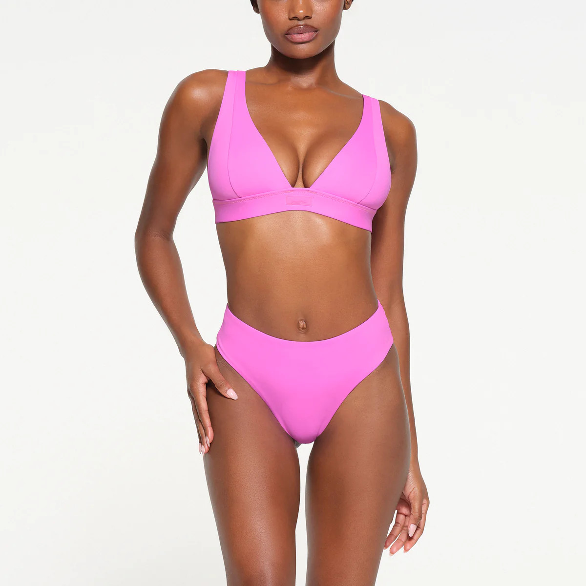 PLUNGE BIKINI TOP | SKIMS (US)