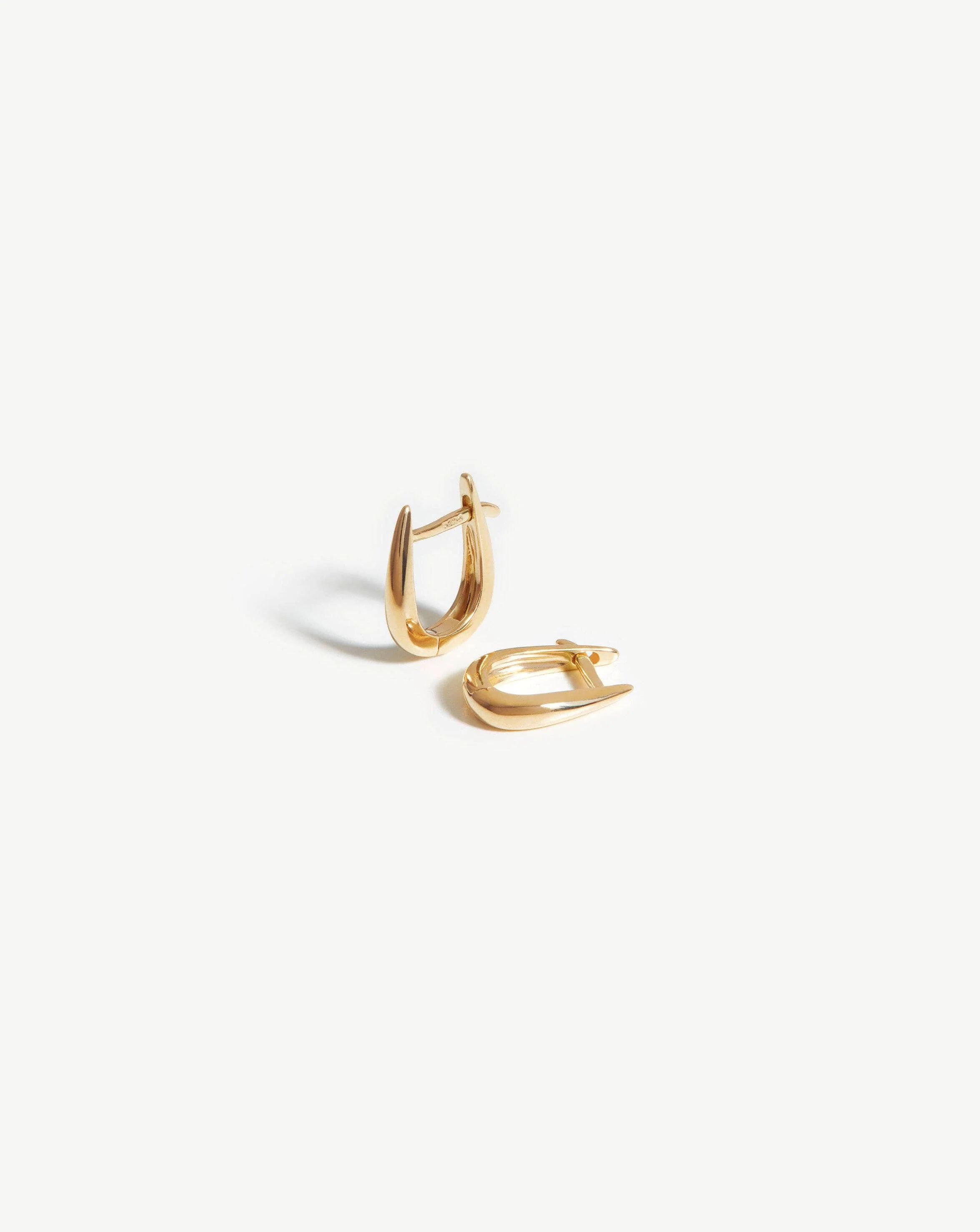 Fine Claw Huggies | 14ct Solid Gold | MIssoma UK