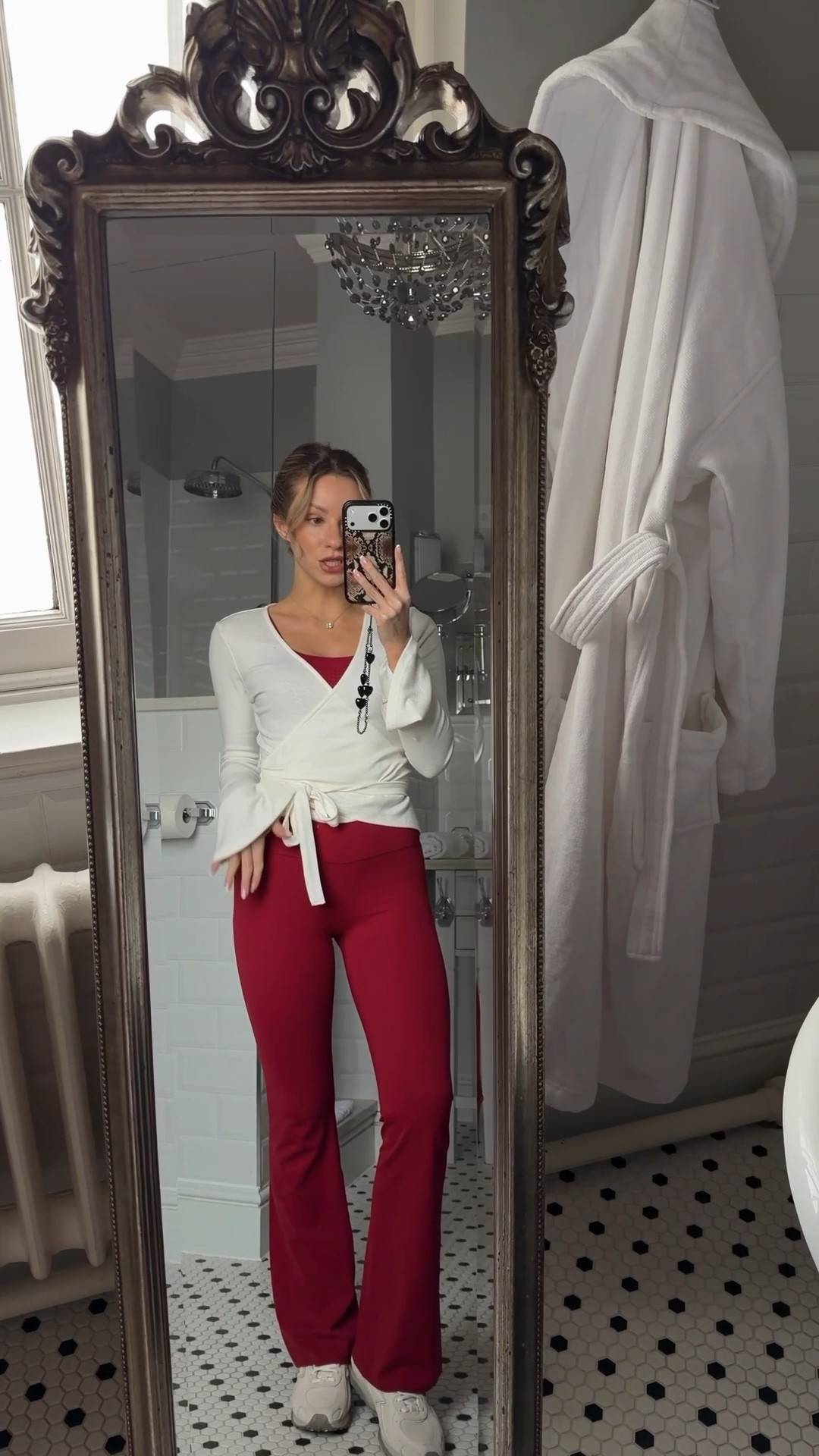 Workout outfit, gym outfit, Pilates outfit, flare leggings, red flares, gymwear, Victoria’s Secret, VS sport, VX sport, 

#LTKuk #LTKfitness #LTKwinter