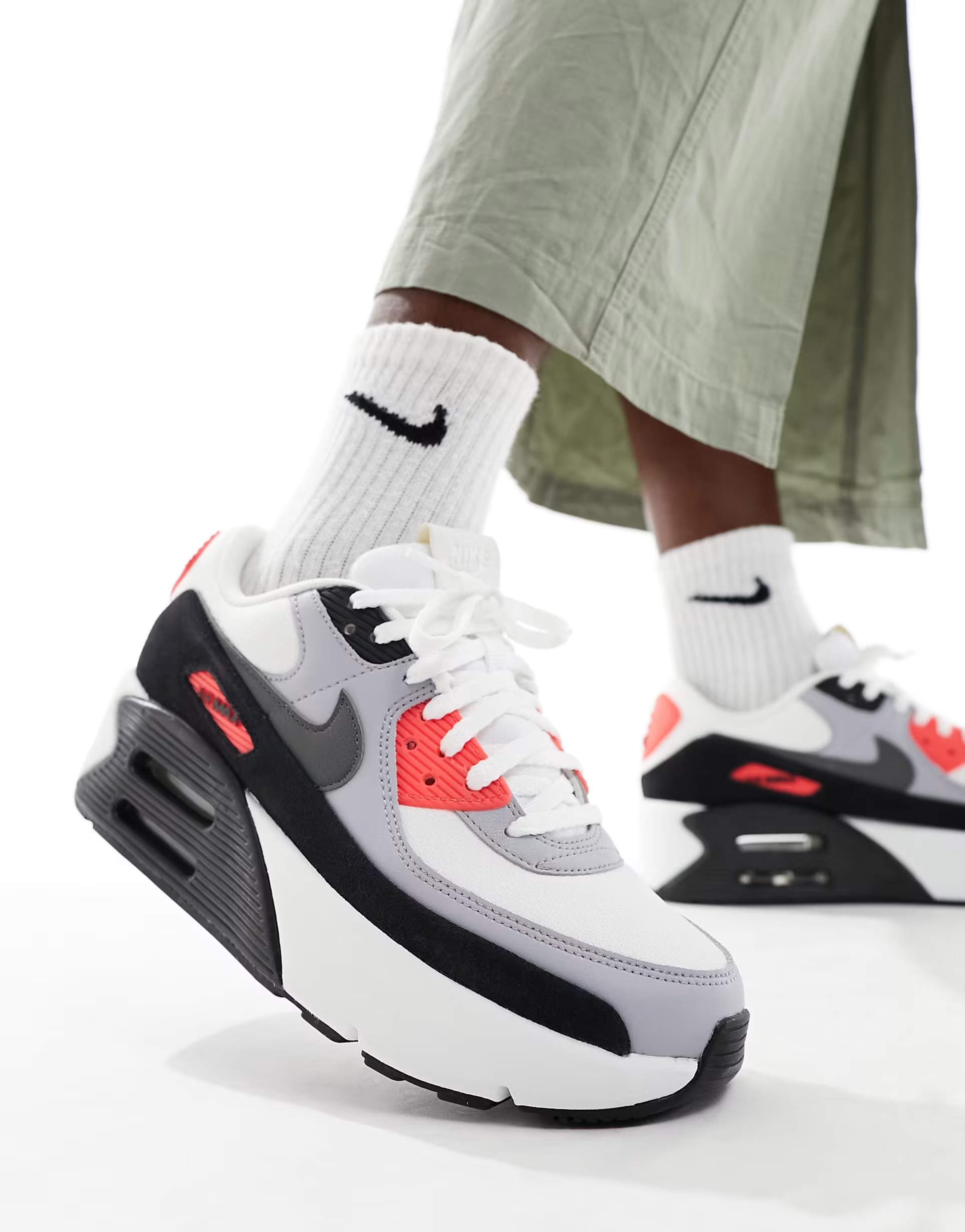 Nike Air Max 90 LV8 sneakers in smokey gray and black | ASOS (Global)