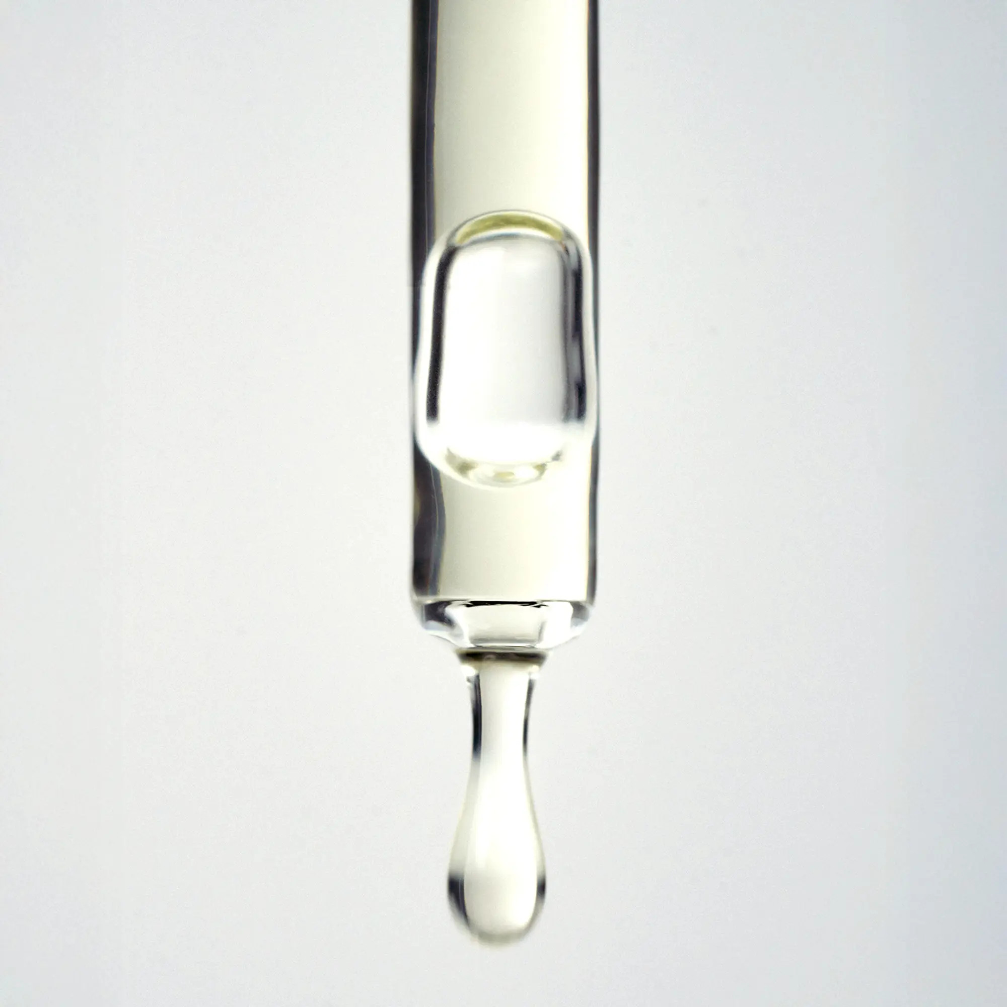 Radiance Serum - 11% Vitamin C + Silk Tree Extractg — Typology | Typology - US