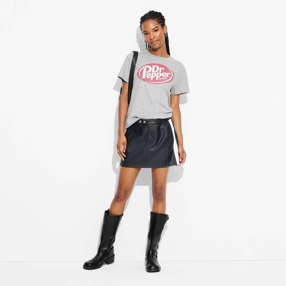 Women's Dr Pepper Short Sleeve Graphic T-Shirt - Heather Gray | Target