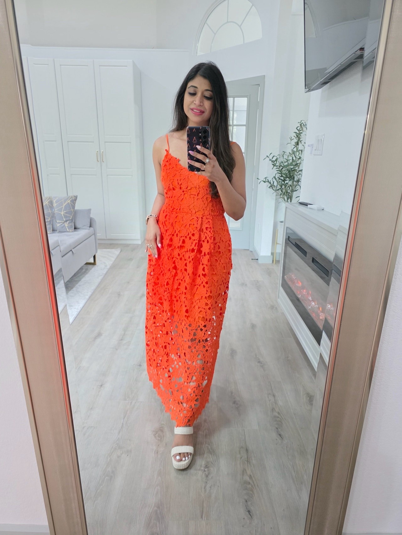 Beautiful Spring/Summer dress from @Vici . Use code AAIRA2026 for 35% off until April 30th!! 