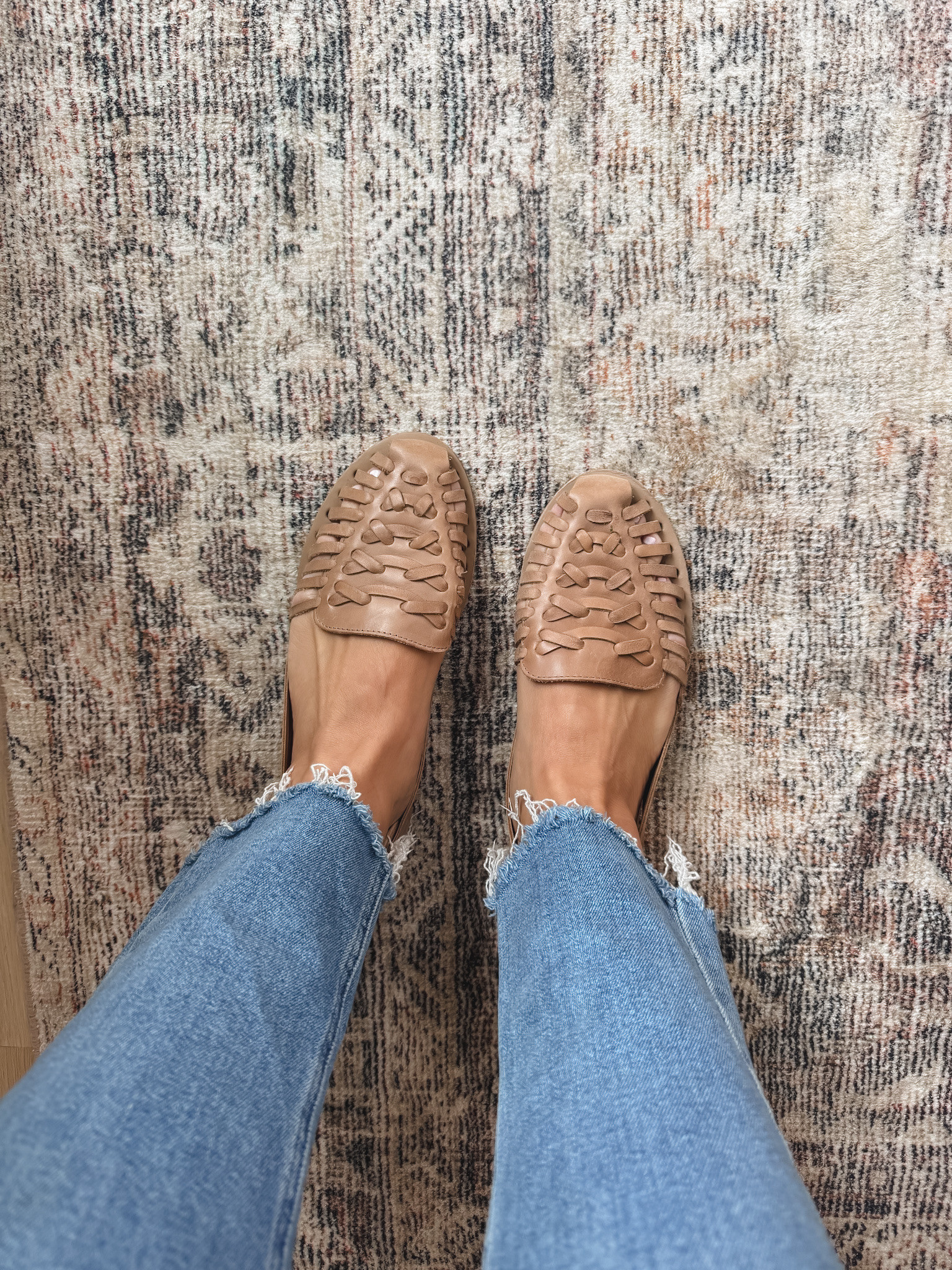 Love these shoes!!

#LTKStyleTip