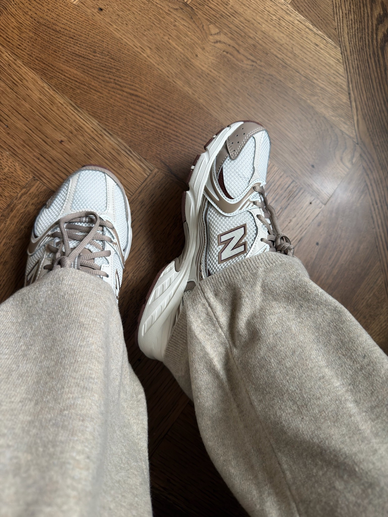 Loving this New Balance sneakers

#LTKSaleAlert