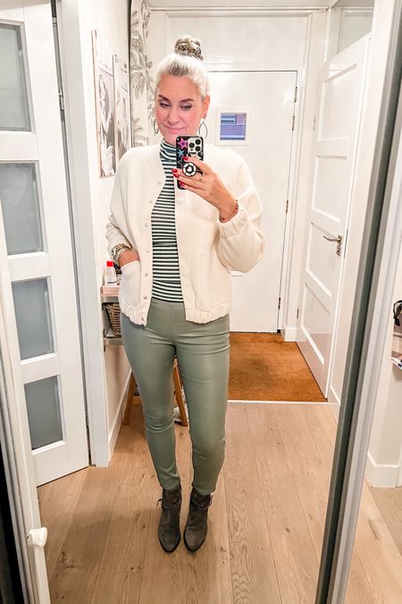 Ootd - Wednesday 
Voting Day! And the first real cold day. Wearing my warm beige knitted bomber jacket over a striped turtleneck shirt and green coated tregging (Norah, can’t link) and really old olive green suede booties. 



#LTKmidsize #LTKeurope #LTKCyberSaleNL