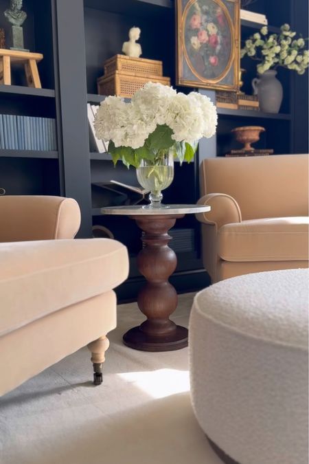 Shop these round stylish accent tables to add some charm to your living space!  #livingroom #accenttable #sidetable #accentfurniture 

#LTKhome