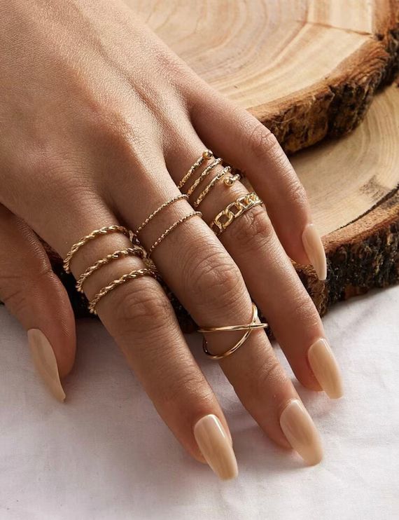 8 Piece Gold Minimalist Ring Set Gold Textured Rings Gold | Etsy | Etsy (US)