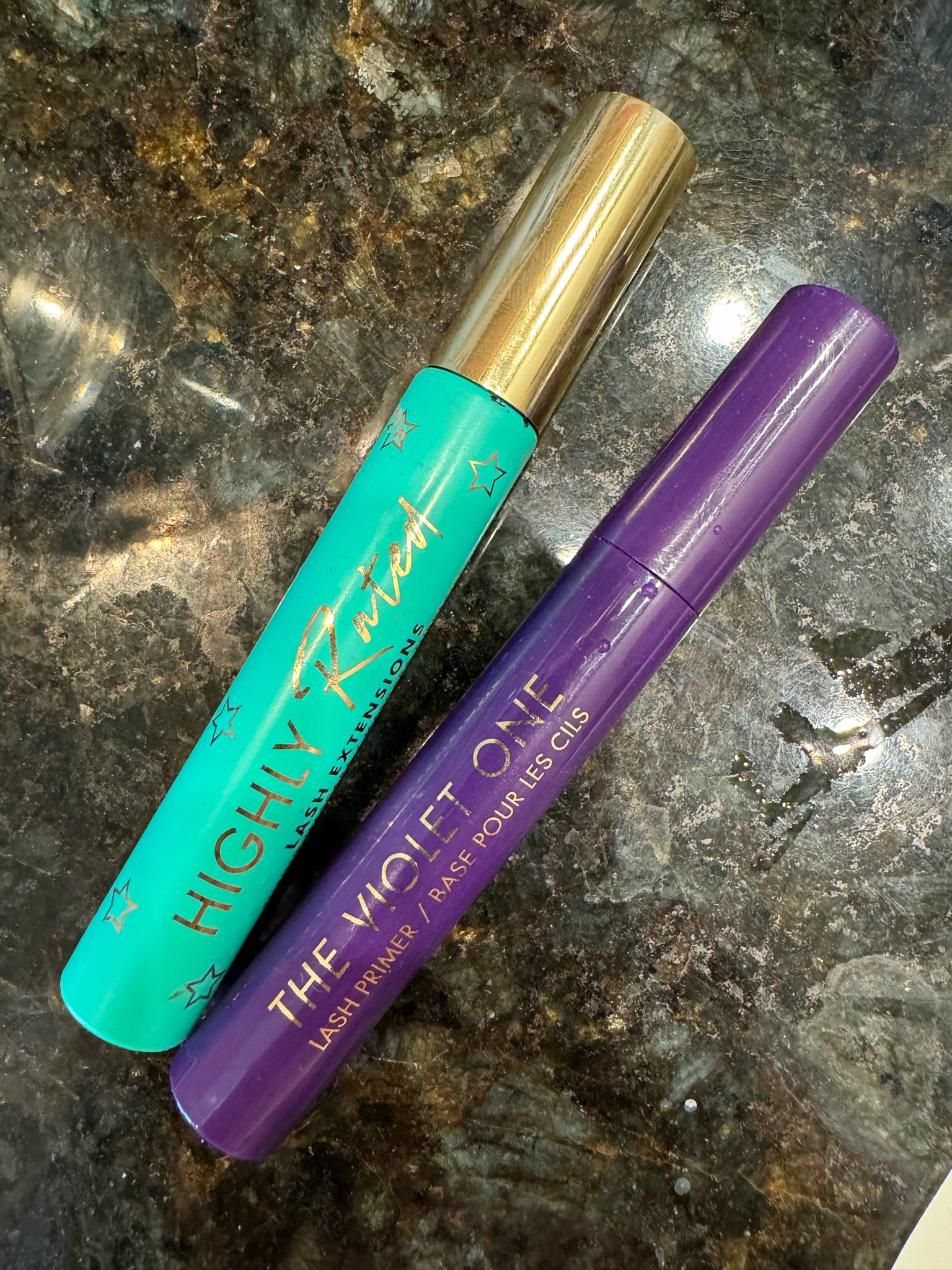 The best lengthening mascara and lash primer that’s affordable!! 