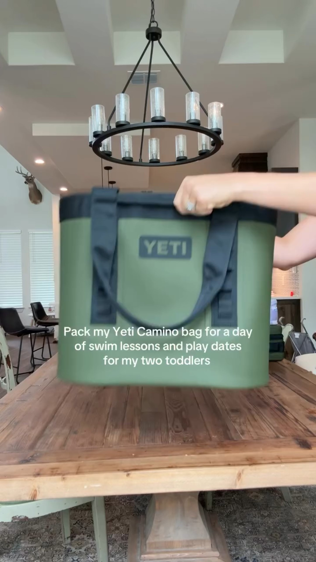 Pack my mom bag - the Yeti Camino bag - for a day of ISR swim lessons and park play dates ☀️ #yeticamino #yeticamino35 #boggbag #sahm #momlife