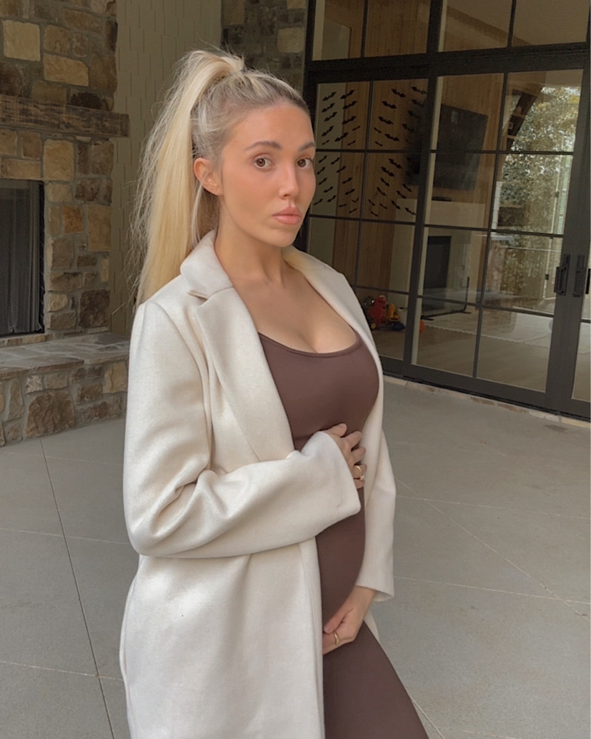 Styling the bump at 27 weeks. 

Wearing The Penelope Unitard- Color: Mocha, Size Small &
The Kate Unitard- Color: Chocolate, Size Small 