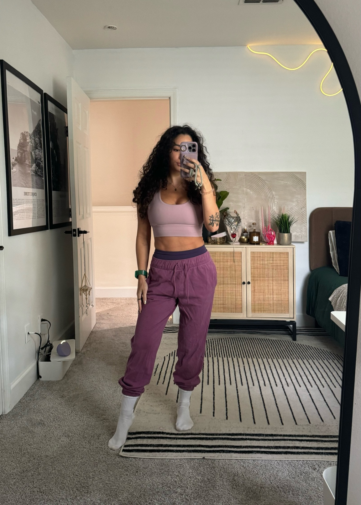 Workout fit 
Gym outfit look sweatpants Lululemon sports bra vitality set active Nike shorts Nike sweats 

#LTKFindsUnder50 #LTKU #LTKFitness