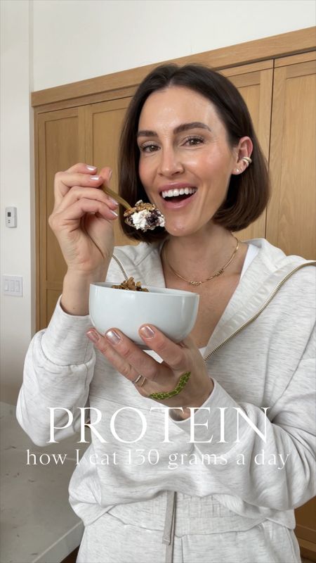EATS \ how I hit my goal of 130+ grams of protein a day🙋🏻‍♀️ Here’s what a typical day looks like👇🏻
+ morning matcha drink 18g
+ cottage cheese bowl & egg bites 40g
+ blueberry protein smoothie 30g
+ meat stick & bar 24g
+ wild salmon bowl 40g

Comment PROTEIN to get more details and recipes sent to your DMs!🤌🏻

Linked my kitchen goodies and loungewear set in this vid on my LTK shop!🙋🏻‍♀️

#LTKfitness #LTKVideo #LTKhome