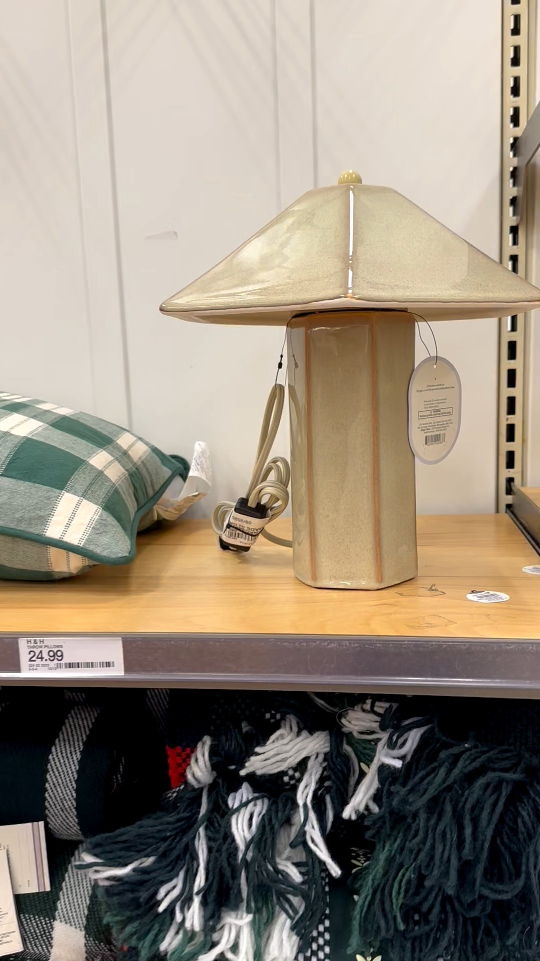 New color on this modern table lamp and I love it!


#LTKFindsUnder50 #LTKdayinmylife #LTKHome