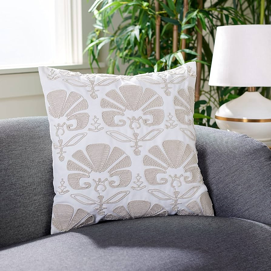 Safavieh Home Collection Florini 18-inch Beige Decorative Accent Pillow PLS7186A-1818 | Amazon (US)