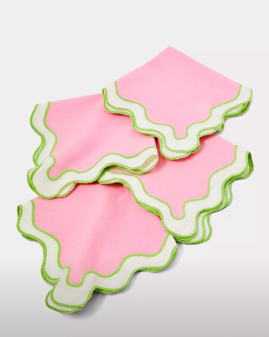 love these scalloped pink dinner napkins 💗

#LTKHome