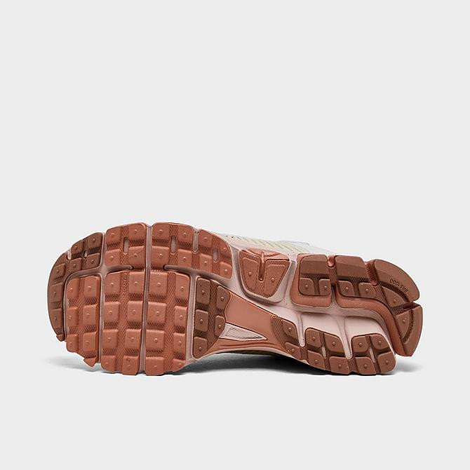 Women's Nike Zoom Vomero 5 Casual Shoes | Finish Line (US)