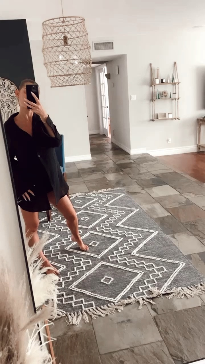 I’m LOVING my new oversized wall mirror that I got ON SALE from Wal-Mart for under $200! 🪞✨🪩

#LTKhome #LTKbump #LTKVideo