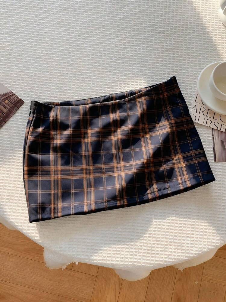 Comfortcana Women's Fashionable Sexy Plaid Print Mini Skirt | SHEIN