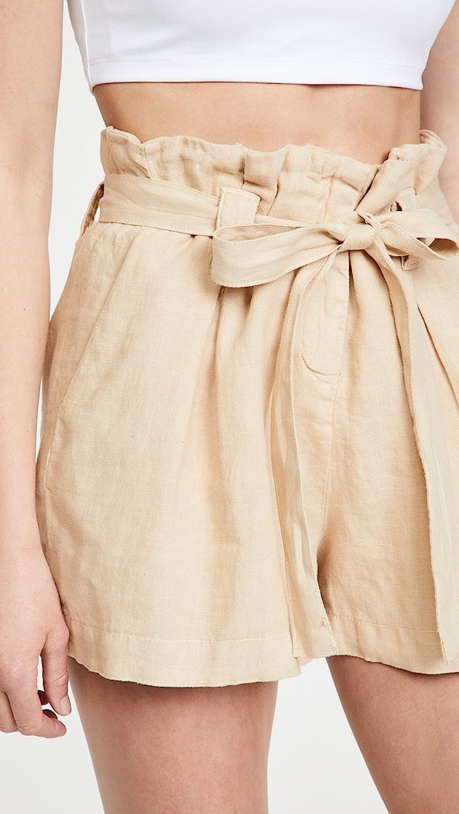 L'AGENCE
                
            

    Hillary Paperbag Shorts | Shopbop