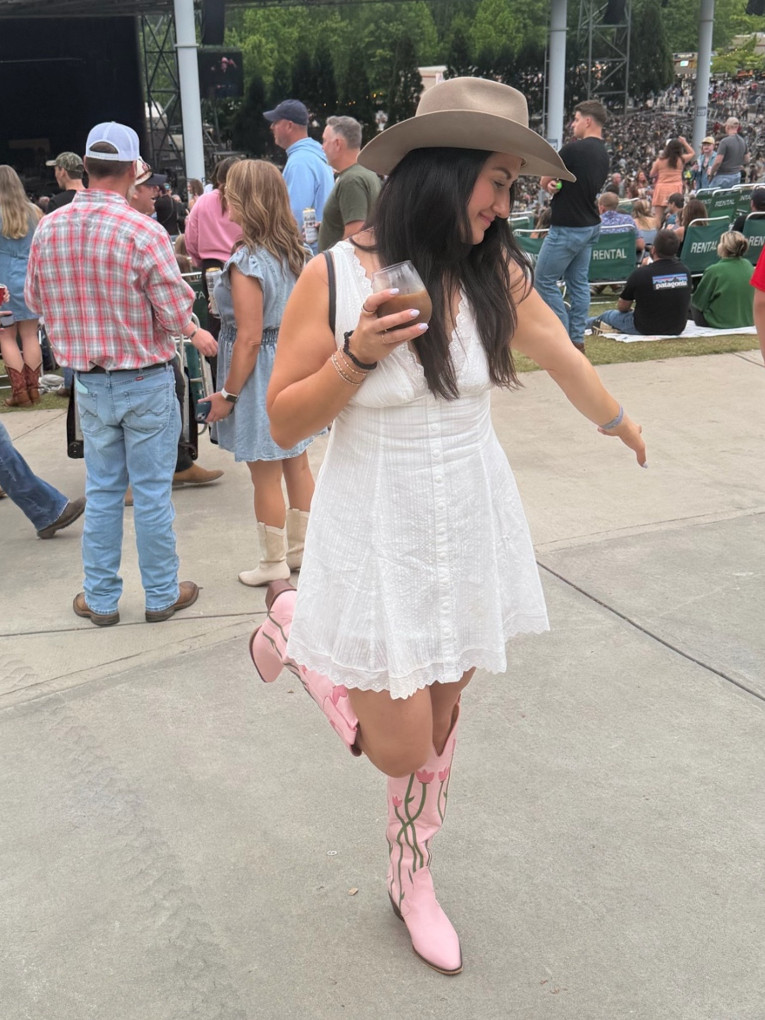 The best boots with a lip gloss and  resist card pocket

#LTKdayinmylife #LTKmomlife #LTKMothersDay