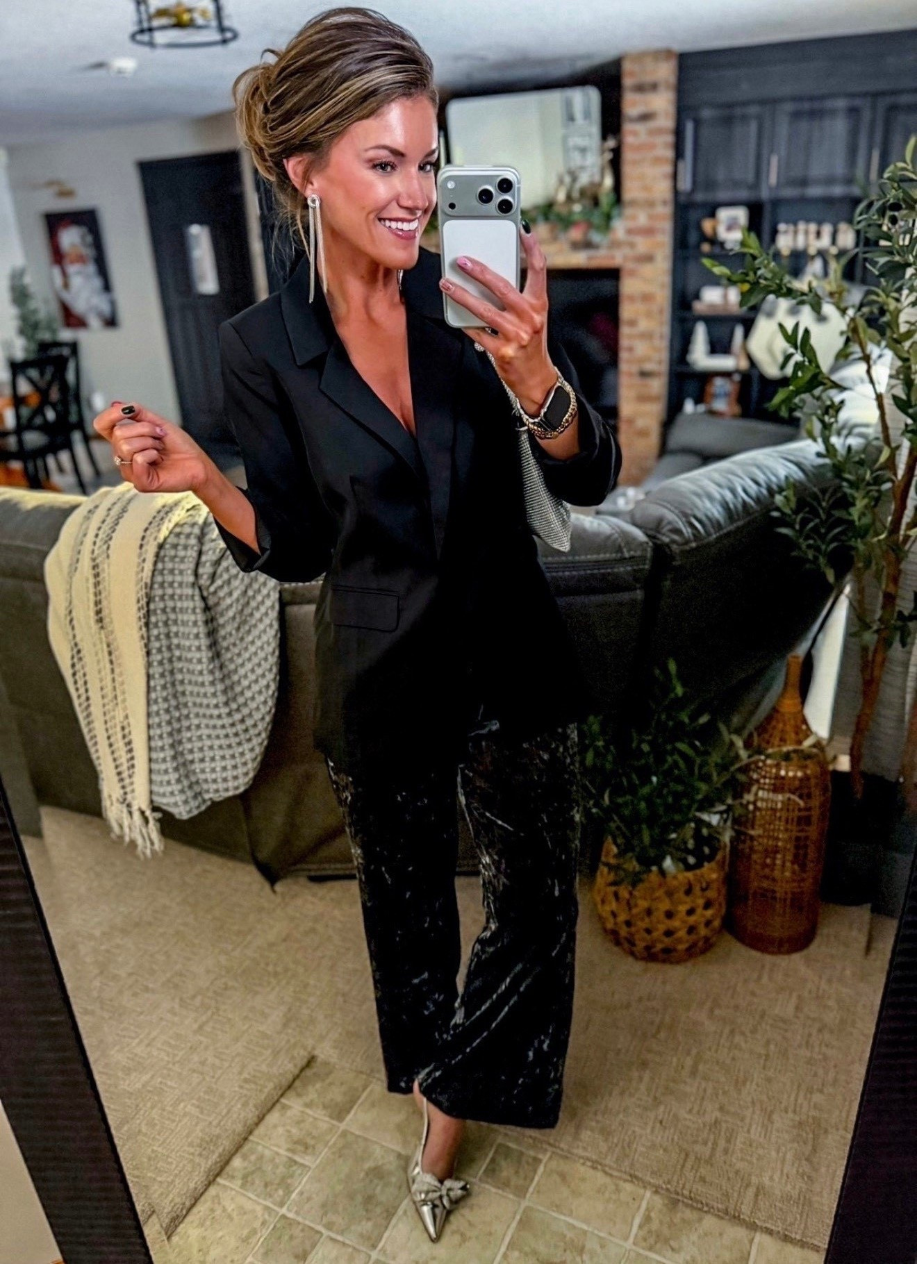 NYE outfit idea 

Blazer/ medium
Pants/ small 
Linked similar heels 

#LTKHoliday #LTKSeasonal