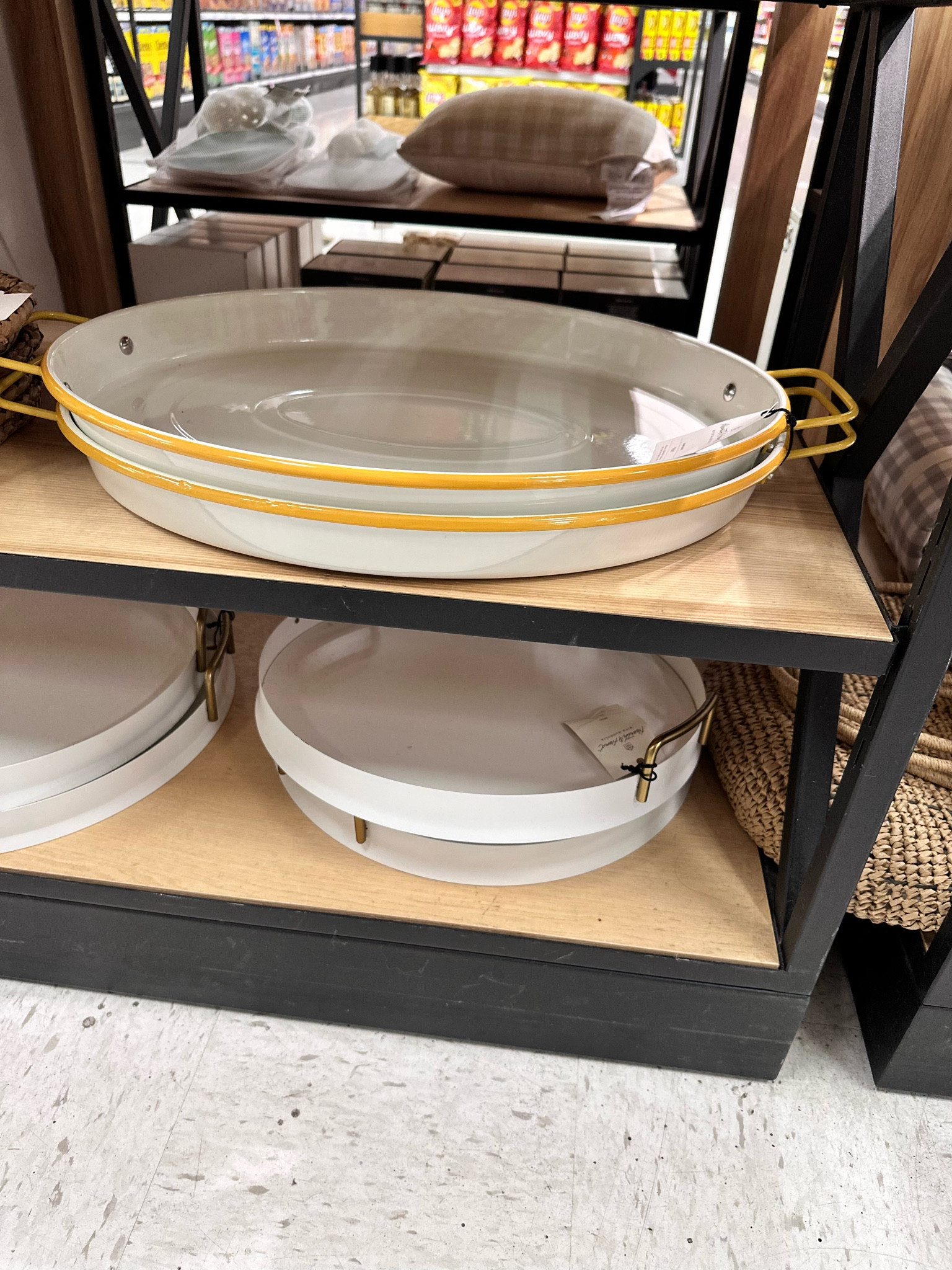 NEW!!! Hearth and Hand with Magnolia summer collection!! New oval shaped enamel serving tray! I have this in a different trim color from her previous summer collection a couple years ago- love it so much!! It’s worth buying!! 

Perfect for birthday parties and summer entertaining! Graduations are coming up and these would be nice or for a summer wedding! These are available online! Great gift idea for housewarming or Mother’s Day gift idea! 

Target, Target finds, gift idea, summer entertaining, home decor, dining, Target home, serving tray 


#LTKfamily #LTKGiftGuide #LTKhome