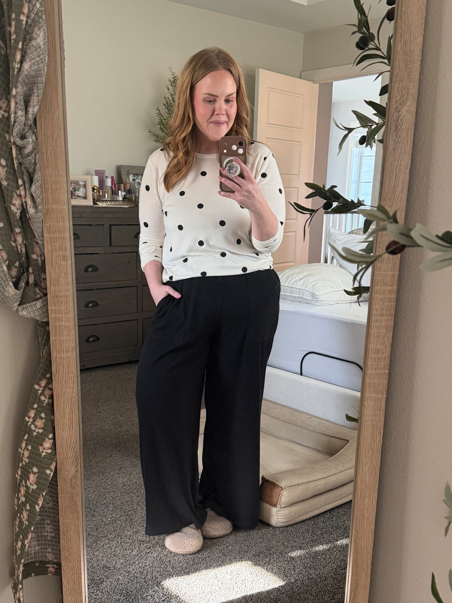 Immediately ordering more of this shirt. It’s so soft and comfy! Wesring an XL, could do a L.

L in the pants.


#LTKmomlife #LTKMidsize