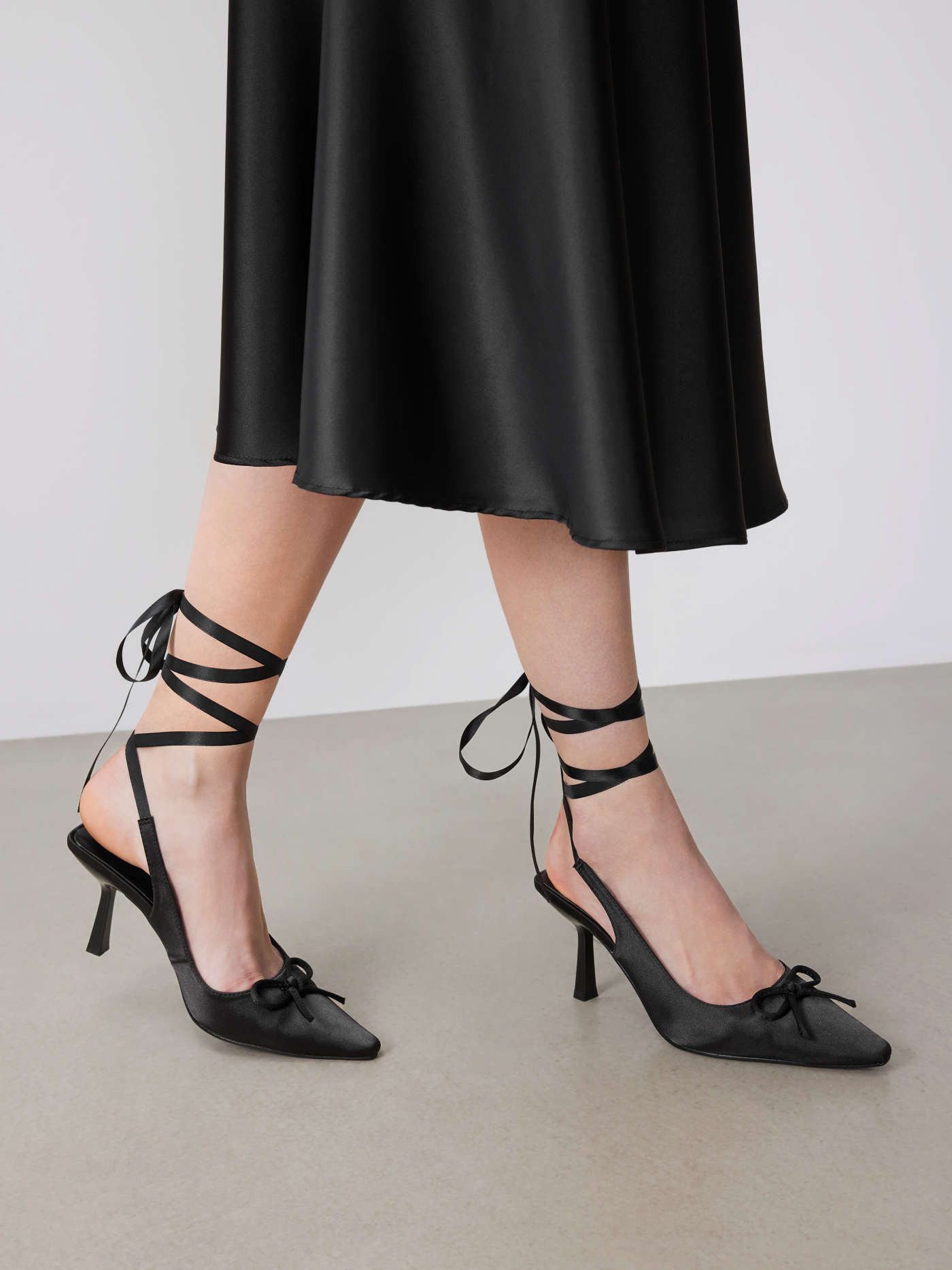 Satin Schleifen-Deko Slingback Schnürabsatz | Cider