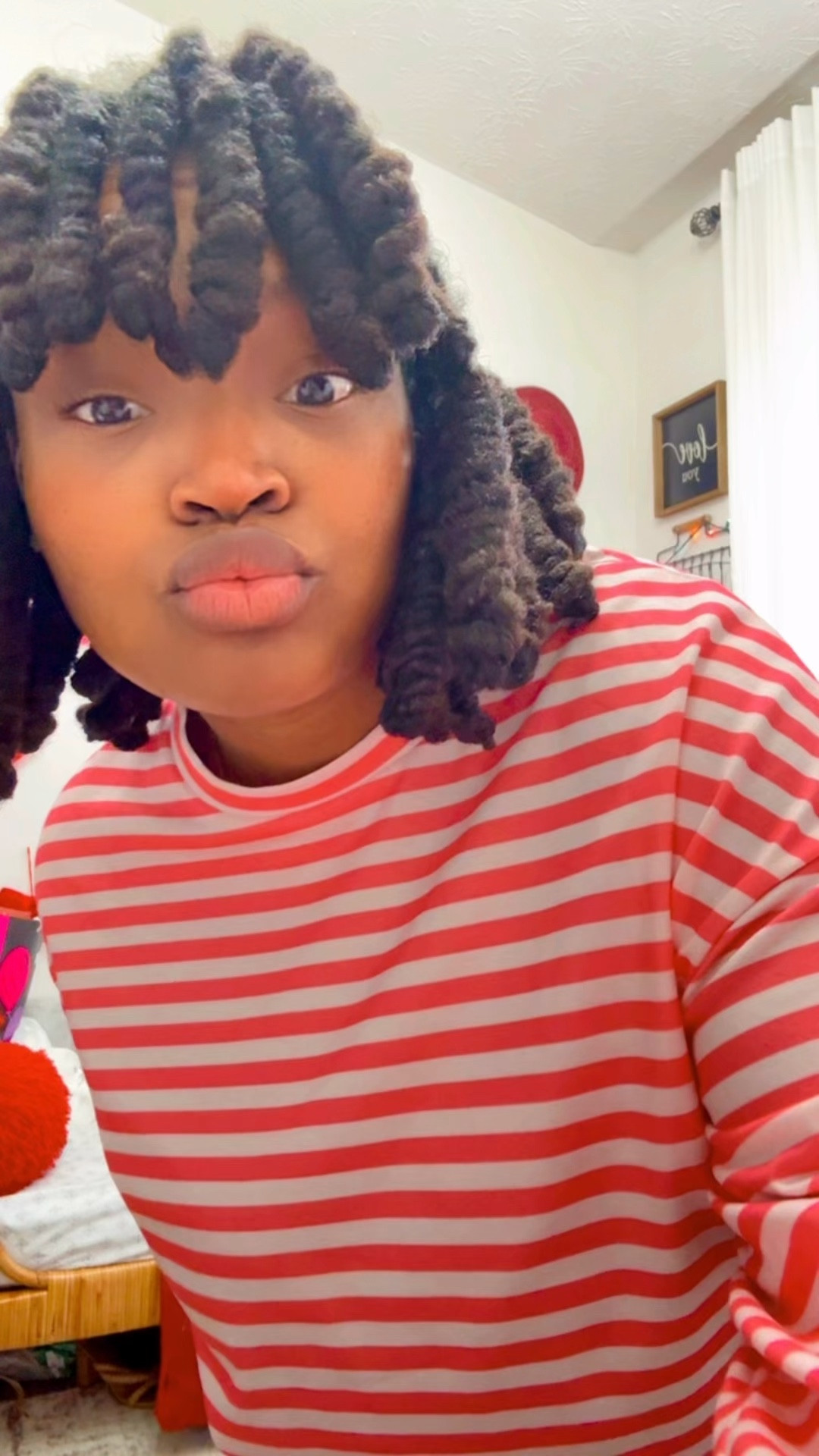 Cozy work from home sets are my productivity hack 🤍✨

If I’m creating content, editing, answering emails, or planning big ideas… I need to feel comfortable but still put together.

Soft knit matching sets
Oversized sweatshirts
Neutral joggers
Cute lounge cardigans
Stretchy ribbed sets

It’s giving comfy but still THAT girl.

I linked my favorite cozy work from home sets so you can feel productive without sacrificing comfort.

#WorkFromHomeStyle #CozySets #LoungewearGoals #MomBossLife #ComfortButMakeItCute #SoftGirlEra #ShoppingWithPriiincesss #AtlantaCreator


#LTKmomlife #LTKootd #LTKWorkwear