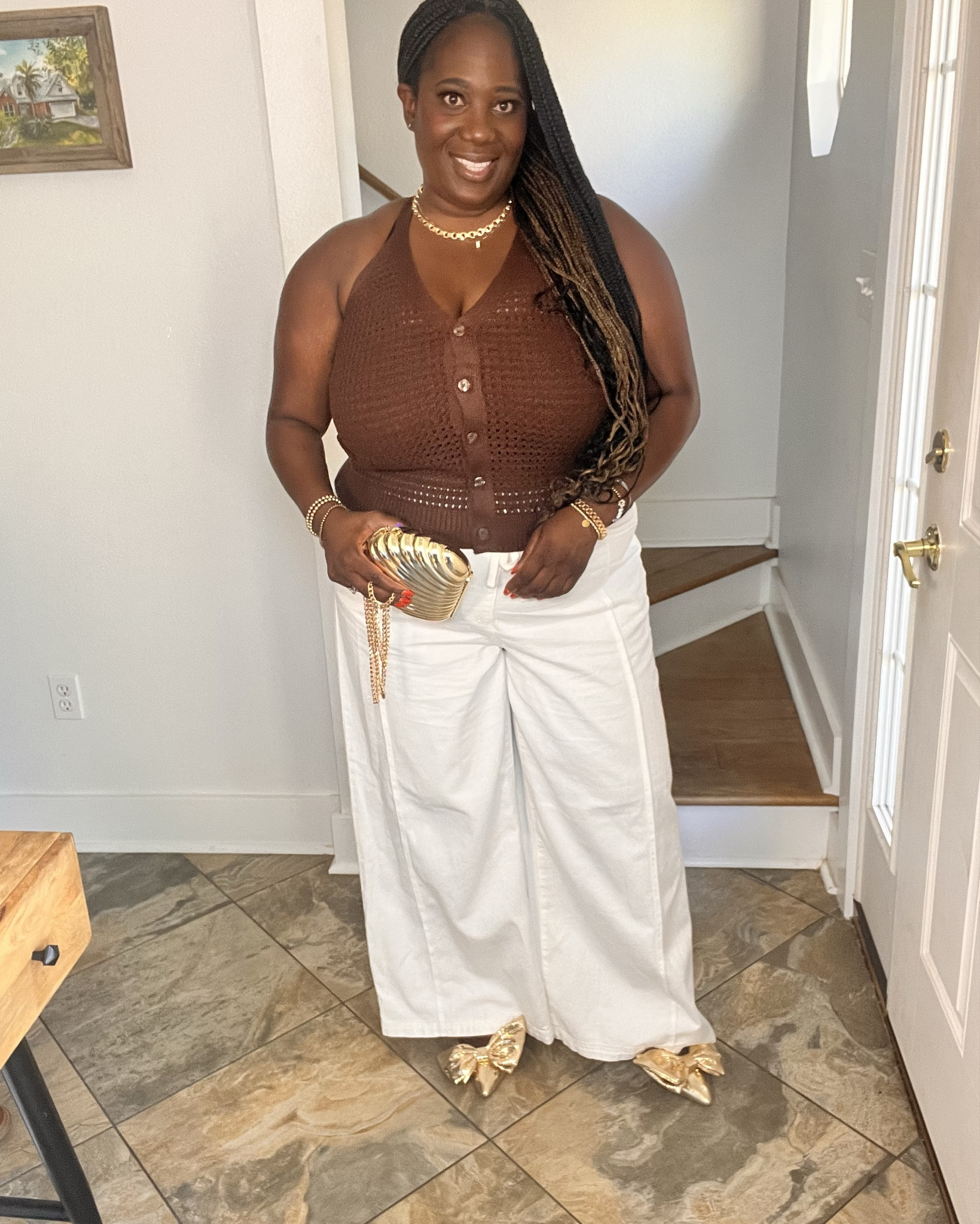 Serving up a little cocoa + cream for date night 🍫🤍
This halter knit top said soft & spicy, and these gold bow flats sealed the deal.
Catch me twirling through appetizers with a clutch full of confidence ✨👛

#CurvyAndChic #DateNightStyle #PlusSizeFashion #TargetStyle #OOTN #BrownSkinMagic #GoldenGlow #WideLegPants #ChicAndComfy #BodyPositiveFashion #LTKCurves #LTKDateNight #GlamWithEase #EffortlessStyle #CuratedByKolo #ConfidenceIsTheAccessory

#LTKPlusSize #LTKFindsUnder50 #LTKStyleTip