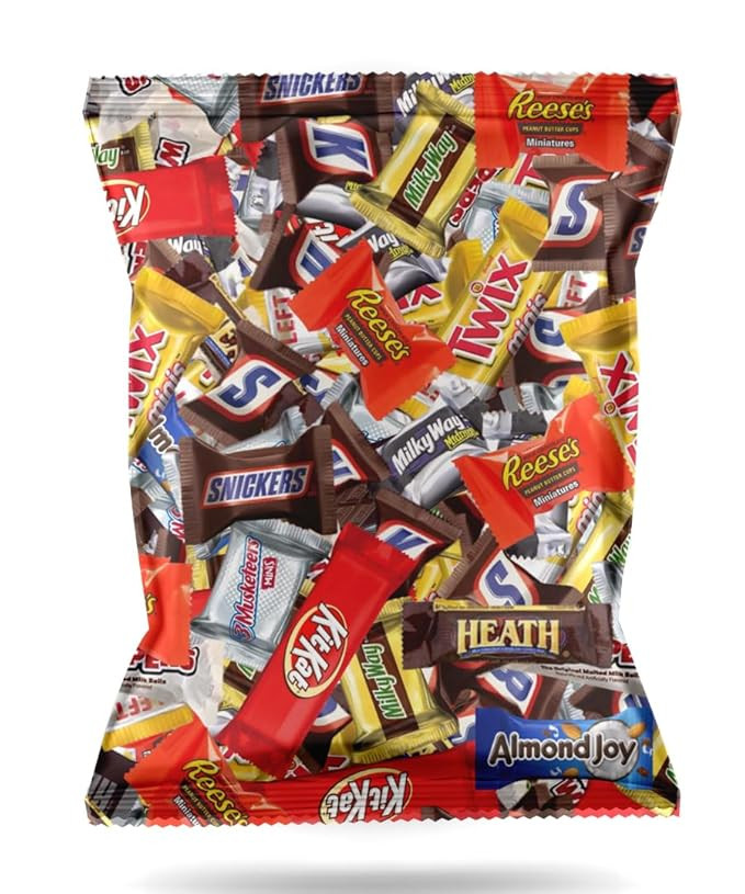 Golax Assorted Bulk Chocolate Mix - Snickers, Kit Kat, Milky Way, Twix, Whoopers, Heath & More! B... | Amazon (US)