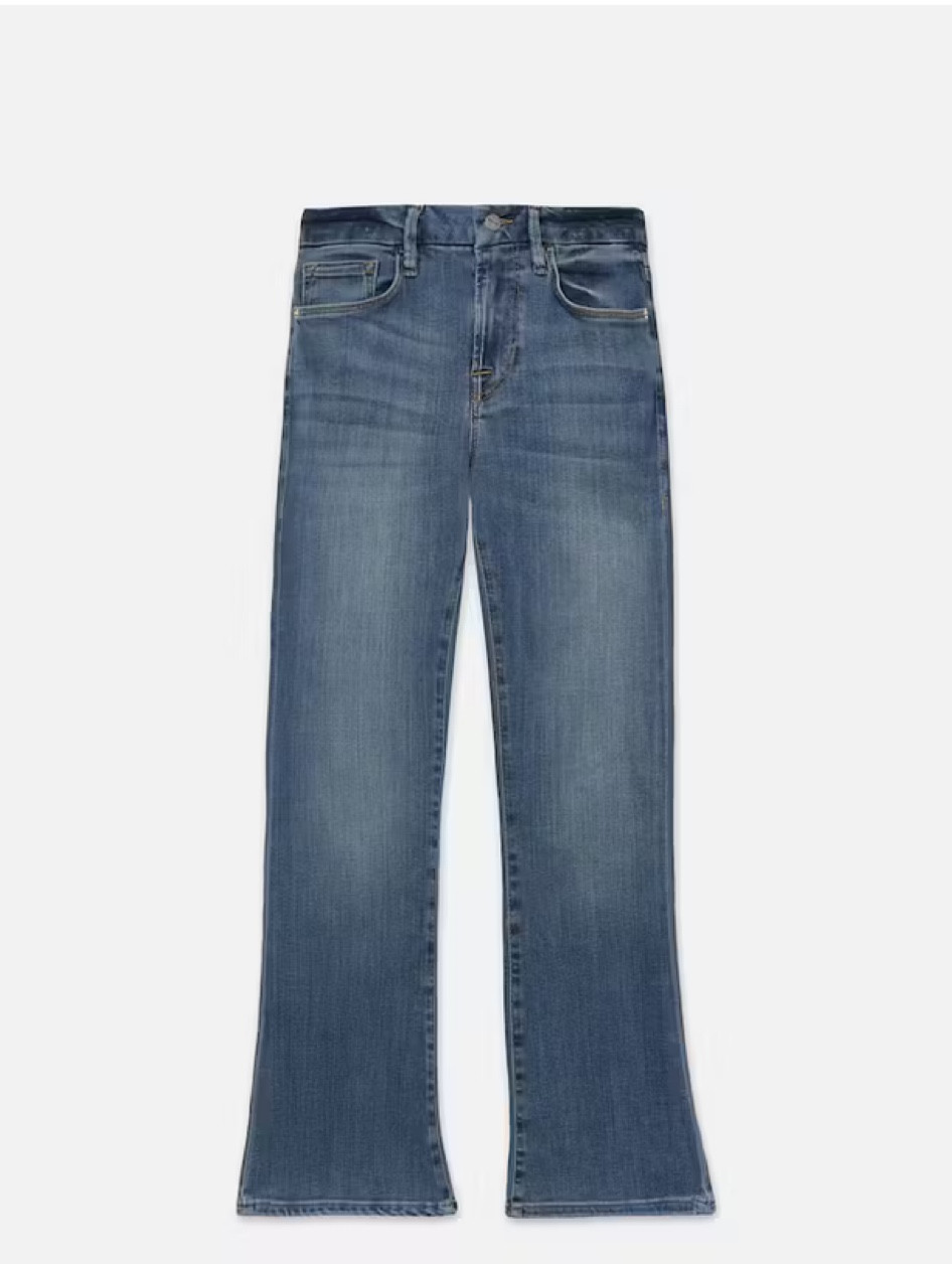 Fav Jeans✨

#LTKstyletip #LTKHoliday #LTKover40