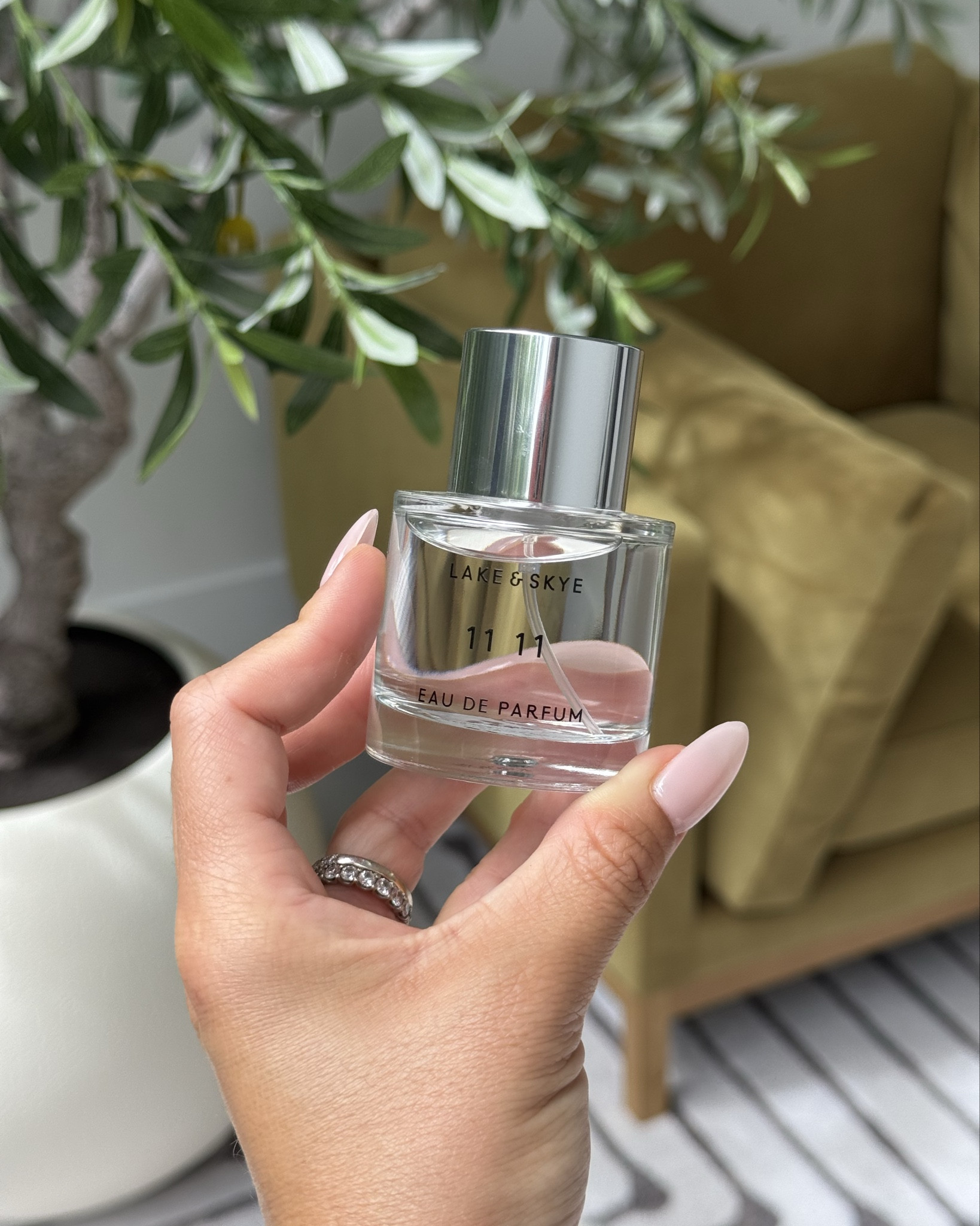 I loved the 11:11 Vanilla so much that I had to try the original! I think I love it even more🙌🏽🙌🏽🙌🏽 It’s so light, soft and subtle. I’m obsessed!

#LTKBeauty