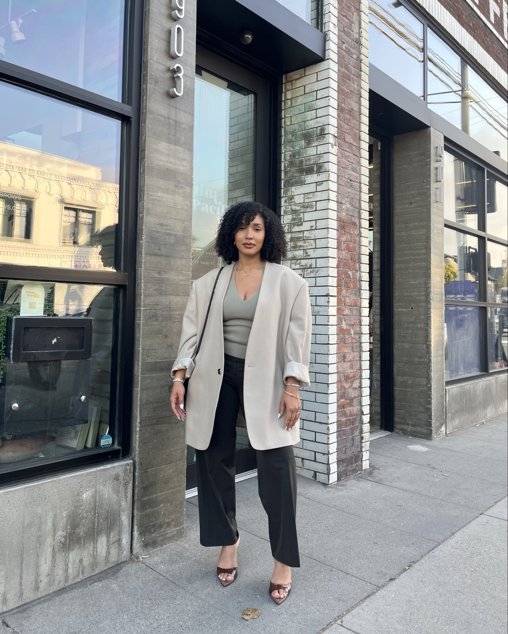 I love an oversized jacket momen! also these heels are sexy and actually comfortable. ❤️

#LTKWorkwear #LTKMidsize #LTKItBag