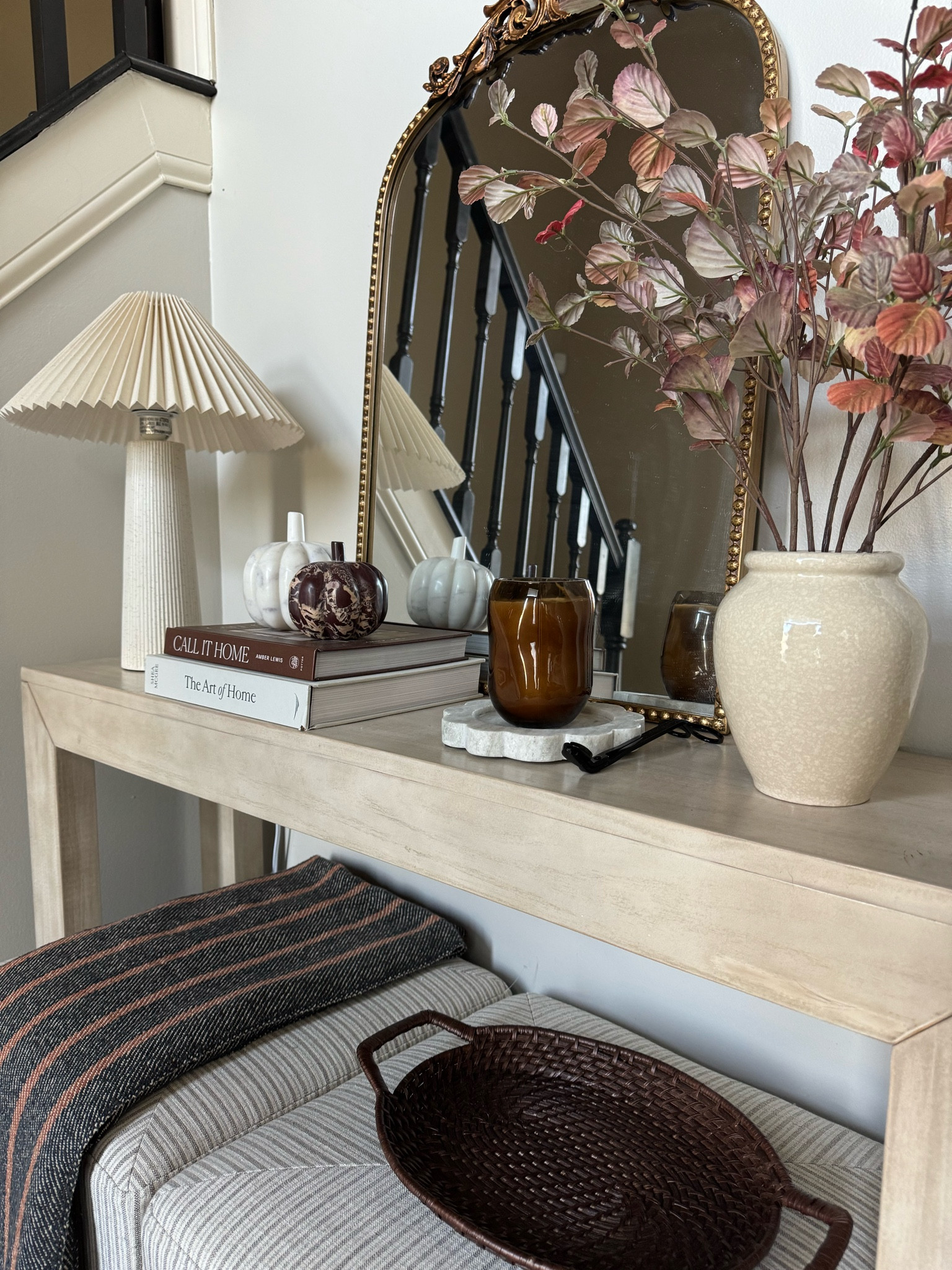 Entryway table Fall styling! 

#LTKSeasonal #LTKSaleAlert #LTKHome