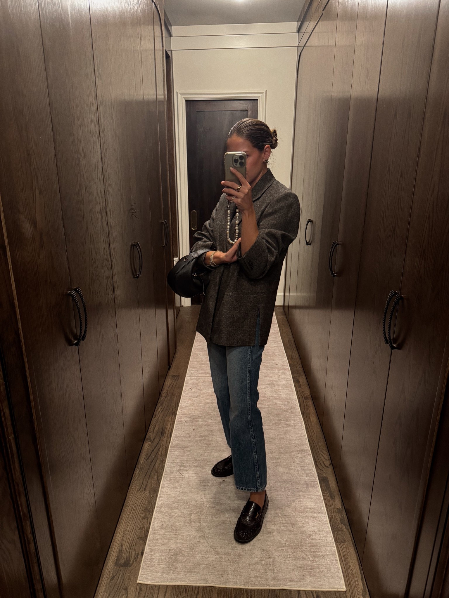 Zara Blazer— Size Small // Zara Business Casual // YSL Loafers // Celine Bag // Fall Outfits // Wide Leg Jeans // Fall Fashion 

#LTKShoeCrush #LTKStyleTip