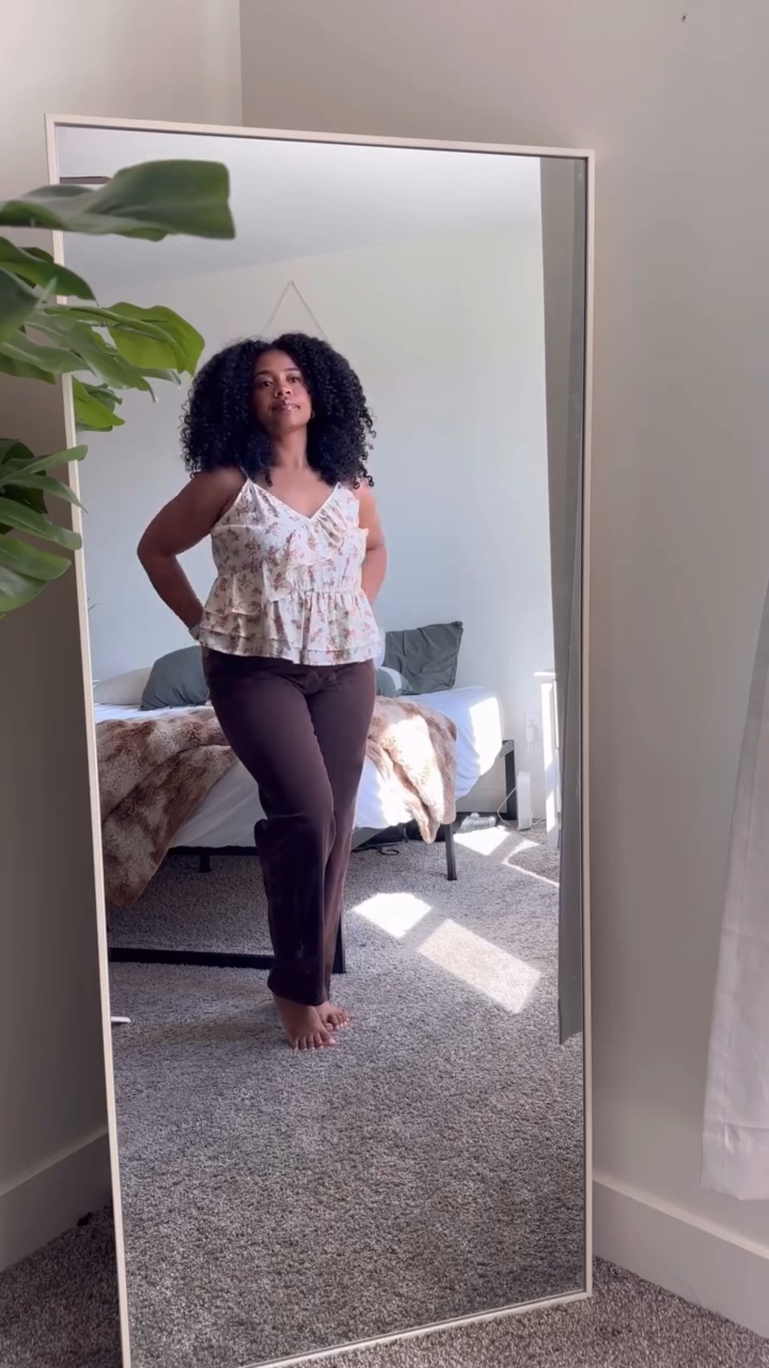 Comment GRWM for my everyday grwm essentials ✨ I may be staying home but I love getting cute 🤭

details 👇🏾 
 
makeup : 
@rarebeauty - blush
@maybelline - super stay foundation as concealer 
@hudabeauty - baby bake 
@benefitcosmetics - brow palette + powder blush
@blackradiancebeauty - powder contour
@onesize - powder melt setting spray 
@toofaced - mascara 
@hauslabs - cocoa lip gloss 

hair: 
@ilovethedoux - foam 
@bouncecurl - leave in 

ootd:
@oldnavy 

body care:
@maelys_cosmetics - firming mousse to oil